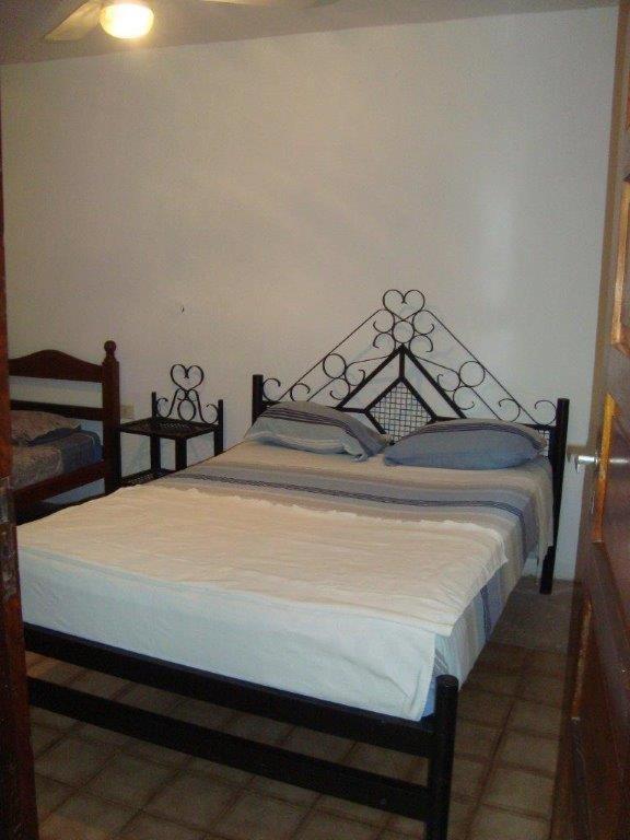 Residencial Santiago Habitaciones Hotel Bed & Break Fast Посадас Екстериор снимка
