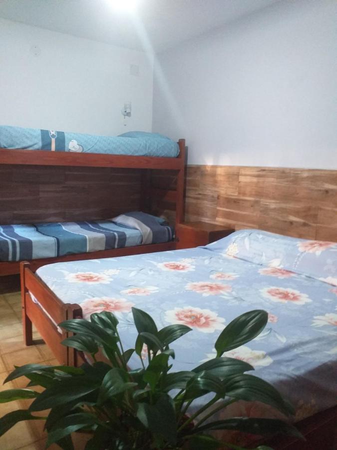 Residencial Santiago Habitaciones Hotel Bed & Break Fast Посадас Екстериор снимка